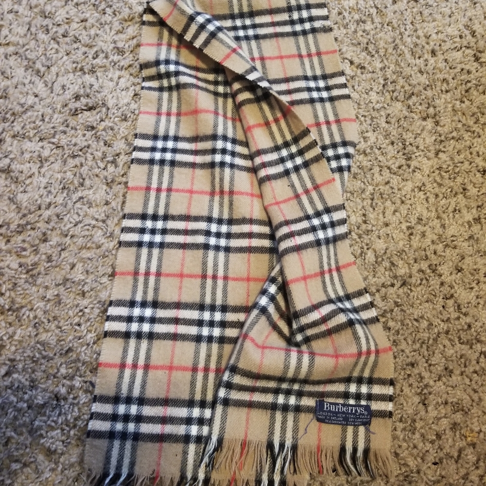 Vintage Burberry kids scarf
